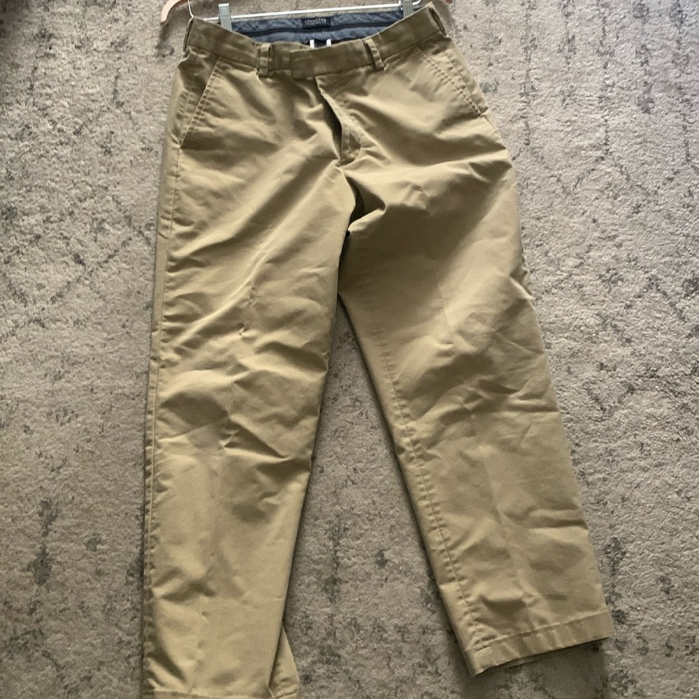 Lands End mens khaki chinos.  waist size 34, 38 length from waist. EUC